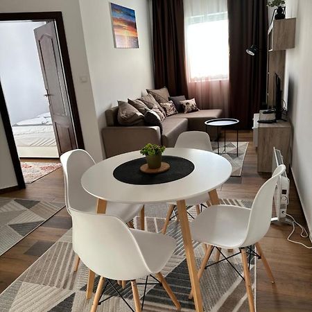 Sky Lux Apartmani Surčin 외부 사진