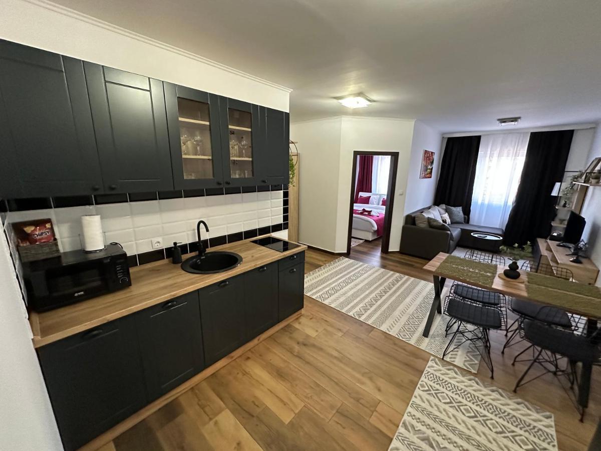Sky Lux Apartmani Surčin 외부 사진