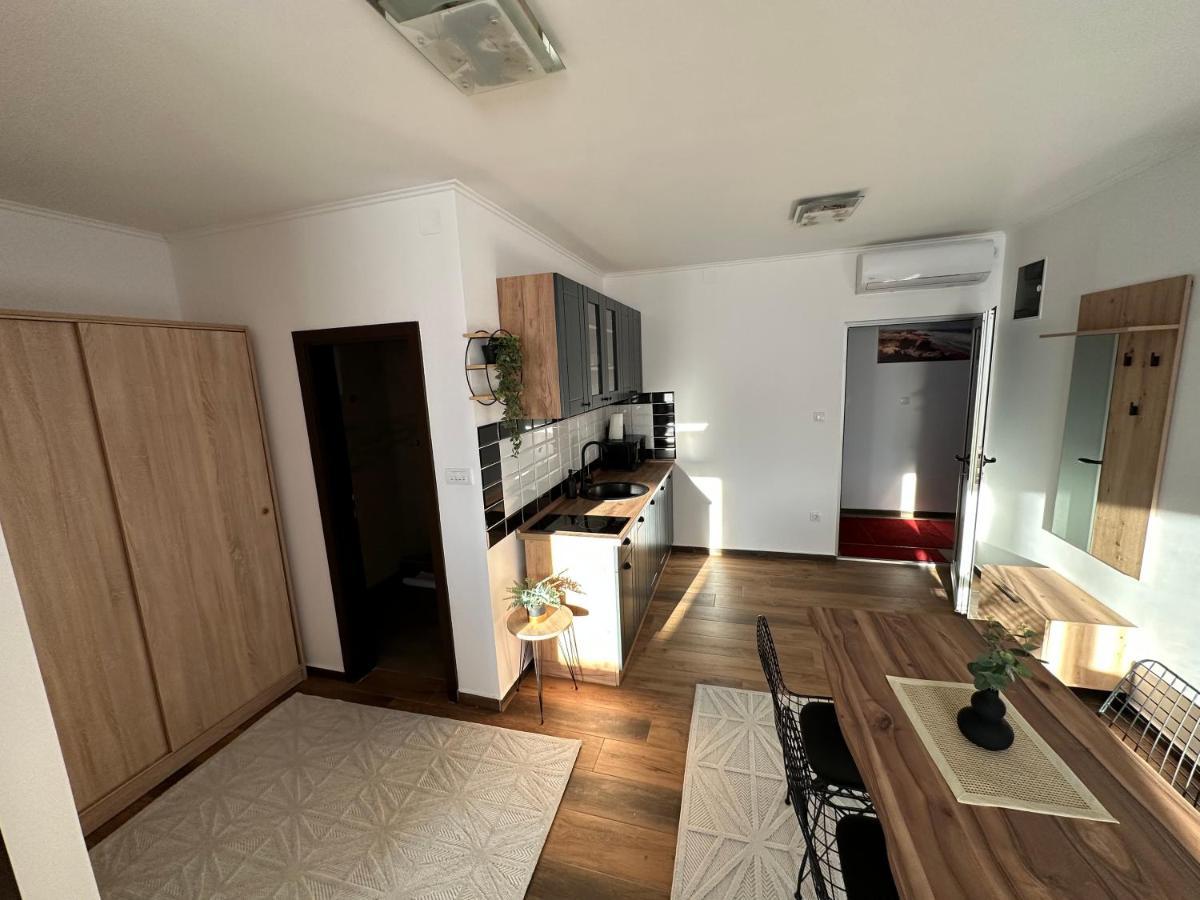 Sky Lux Apartmani Surčin 외부 사진