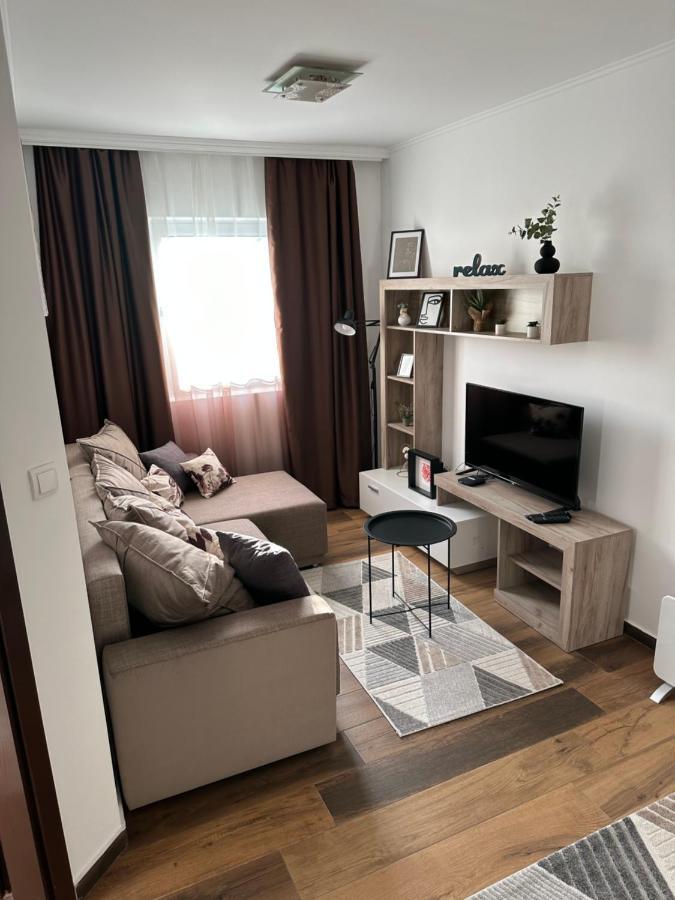 Sky Lux Apartmani Surčin 외부 사진